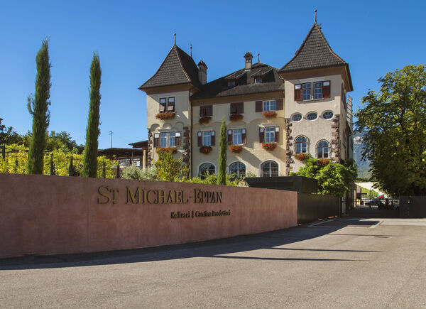 Cantina San Michele Appiano, fatturato in crescita e grandi obiettivi per il 2022 con sguardo ottimista e fiducioso