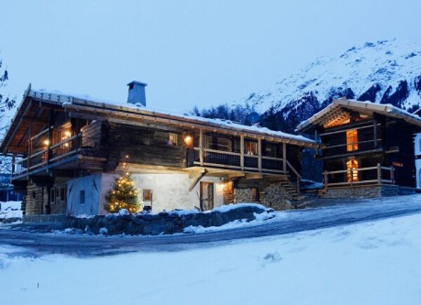 Allo Chalet Gratznhäusl del wellness hotel Gassenhof, un soggiorno di privacy e romanticismo da vivere tra le mura del vecchio maso medievale.