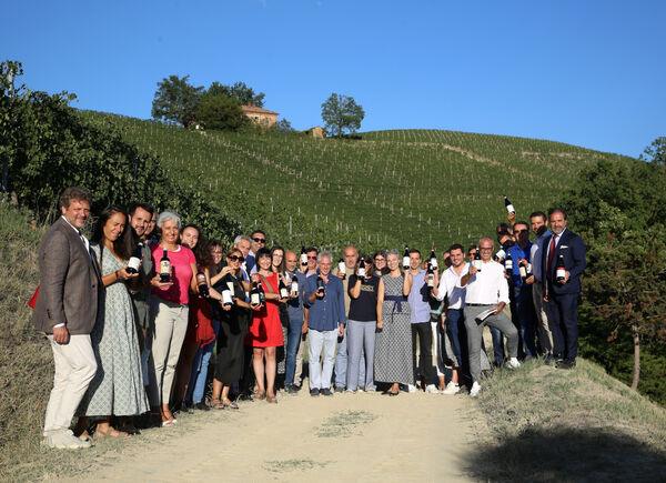 Serralunga Day, i produttori del Barolo del Comune di Serralunga d’Alba si sono incontrati a Fontanafredda per istituire la prima giornata mondiale dedicata a questa menzione