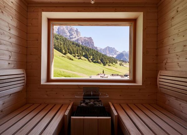 Dolomiti Wellness Hotel Fanes, benessere di lusso a 5 stelle