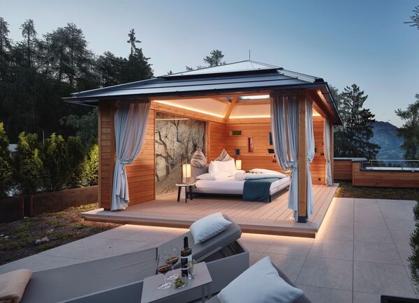 Dormire sotto le stelle e inediti rituali di coppia. L’esperienza romantica per eccellenza è ai Belvita Leading Wellnesshotels Südtirol.