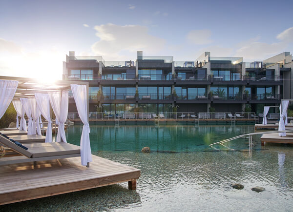 La Dolce Vita sul Lago di Garda al Quellenhof Luxury Resort Lazise conquista i propri ospiti con attività le attività outdoor