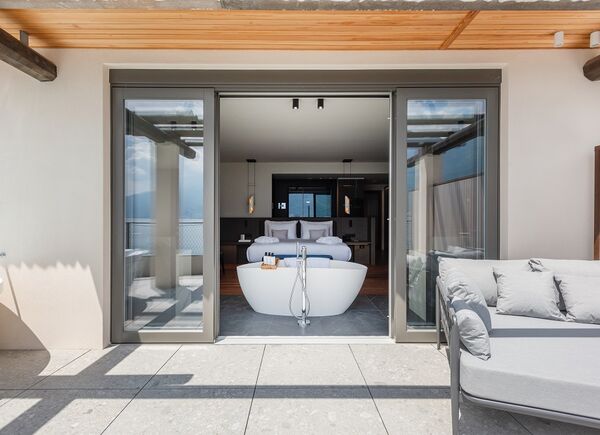 My Lakeside Dream: il concept che esprime il design tra sogno e realtà delle suites di EALA