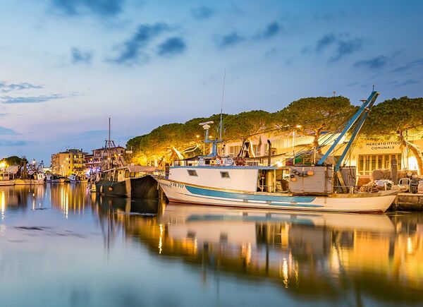 Caorle, dal mare alla tavola: scoprire la tradizione della pesca tra il porto e i ristoranti tipici