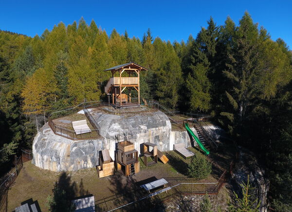 Escursione per famiglie al “Bunker della respirazione” nell’area vacanze sci & malghe Rio Pusteria