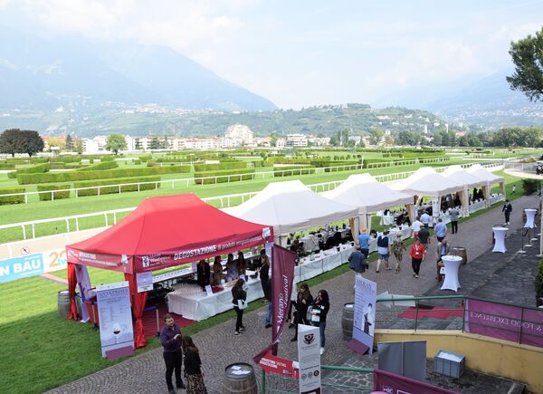 Merano WineFestival 2025, all’Ippodromo di Merano e a Lagundo le anteprime della 34^ edizione.