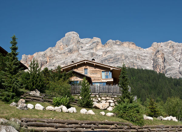 Escursioni guidate tra storia e natura per gli ospiti del Dolomiti Wellness Hotel Fanes