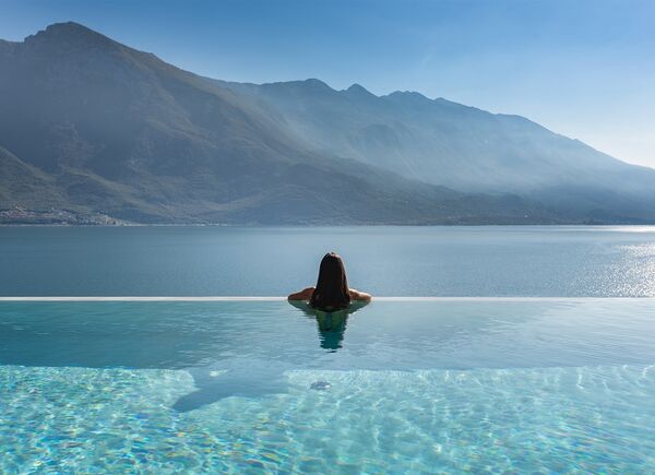 Il risveglio della primavera sul Lago di Garda: riapre il 3 marzo EALA My Lakeside Dream.