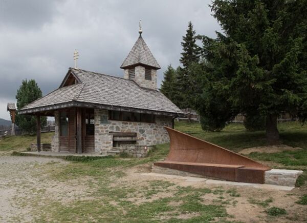 Il Sentiero della Creazione: otto opere per raccontare la Genesi sull’Alpe di Rodengo-Luson, in Alto Adige.
