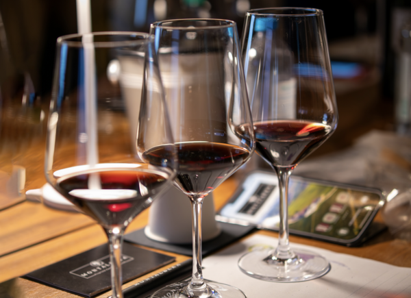 Montalbera, le eccellenze enologiche del Monferrato incontrano i piatti della cucina tradizionale piemontese.