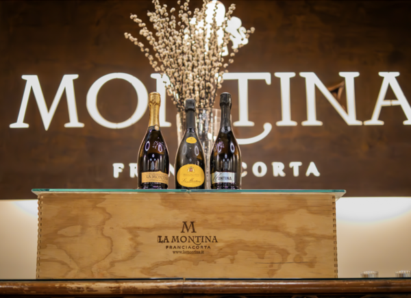 A Montina il tempo come rivelazione. L’apertura delle annate vintage racconto l’evoluzione nel Franciacorta.