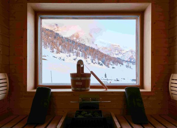 Destinazione Alta Badia: vacanze invernali da sogno al Dolomiti Wellness Hotel Fanes.
