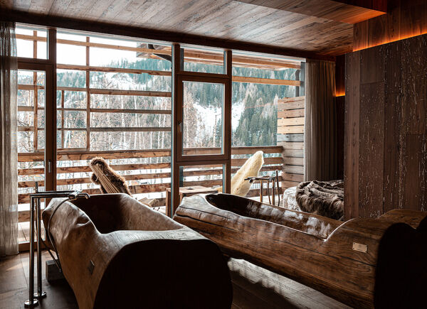 La Private spa per il relax di coppia al Dolomiti Wellness Hotel Fanes: rituali e trattamenti su misura nelle cabine Regno del Fanes e Regno del Cirmolo