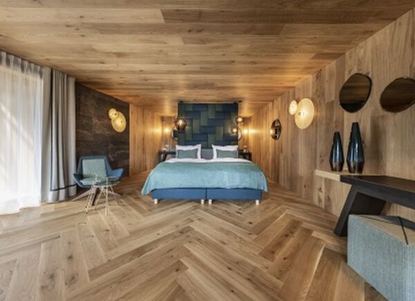 Esperienza ‘’Total Privacy’’ al Dolomiti Wellness Hotel Fanes: riservatezza e servizi personalizzati per gli ospiti del 5 Stelle Lusso in Val Badia.