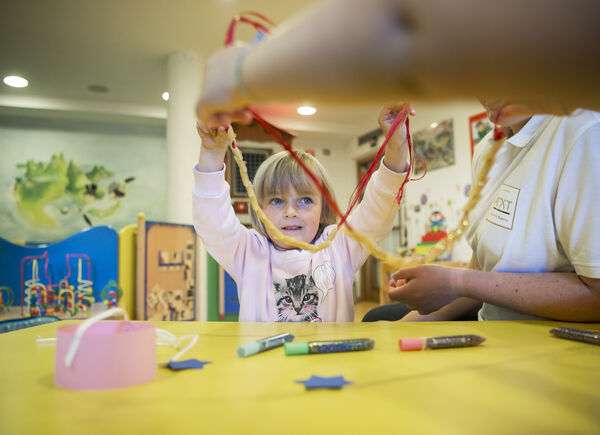 Novità al miniclub del Post Alpina: dal laboratorio del burro cacao "hand made" alle attività di sensibilizzazione al riciclo