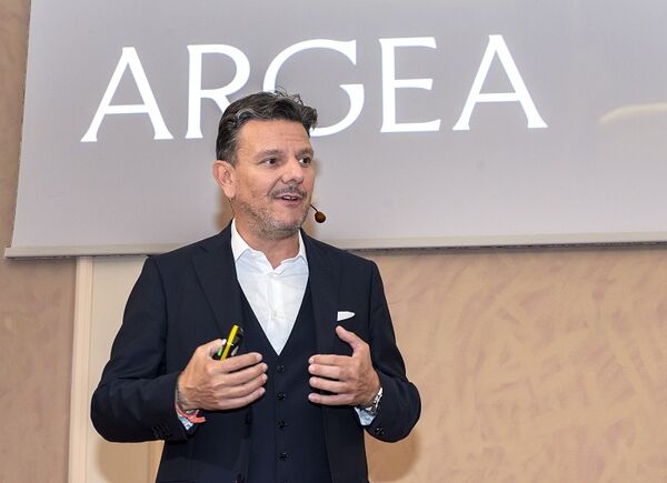 Nasce ARGEA, il polo del vino italiano nel mondo. Clessidra, Botter e Mondodelvino insieme nel rispetto di alti standard di qualità e sostenibilità.