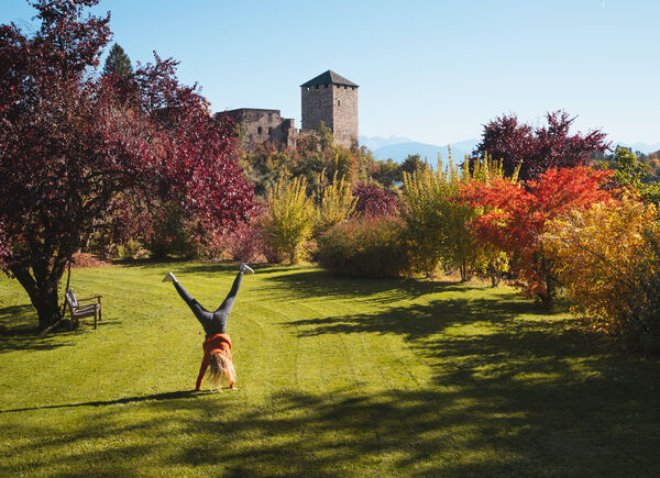 L'autunno a Merano: festività, sapori stagionali, esperienze all'aperto e benessere di lusso con Belvita Leading Wellnesshotels Südtirol.
