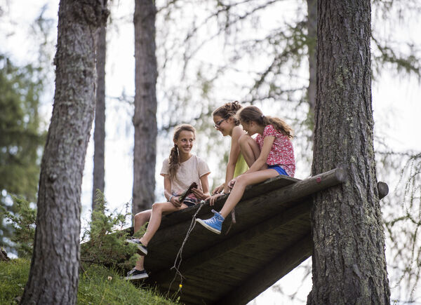 Alla scoperta del battito del cuore degli “Alberi” ai Familienhotels Südtirol in Alto Adige