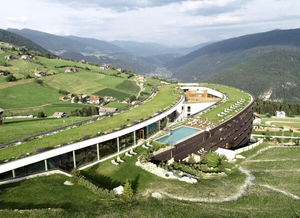 L’hotel Familiamus entra a far parte dei Familienhotels Südtirol: è il primo 5 stelle del gruppo alberghiero altoatesino