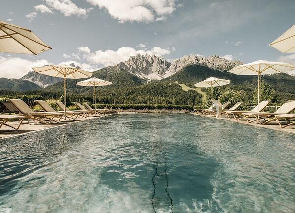 Wellness, bike e cucina genuina: il rituale per rimettersi in forma per l'estate al Naturhotel Leitlhof