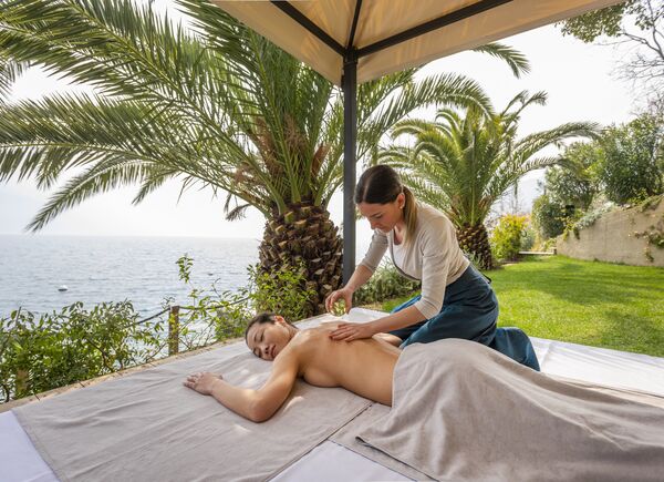 Rituali di benessere alla ricerca dell’equilibrio tra anima e corpo: EALA Luxury Spa inaugura la primavera rinnovando le sue proposte wellness.