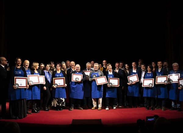 Proclamati ieri sera al Teatro Puccini di Merano i nomi dei vincitori The WineHunter Award Platinum nelle categorie wine, food-spirits-beer