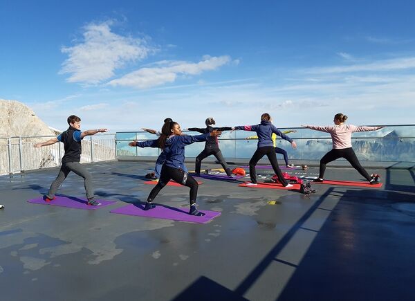 Yoga ad alta quota con Tofana - Freccia nel Cielo e Marmolada - Move To The Top
